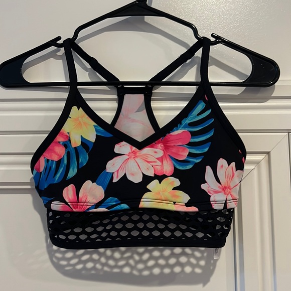 Victoria's Secret PINK Ultimate Lightly Lined Sports Bra Bralette Tropical XS - Picture 1 of 5
